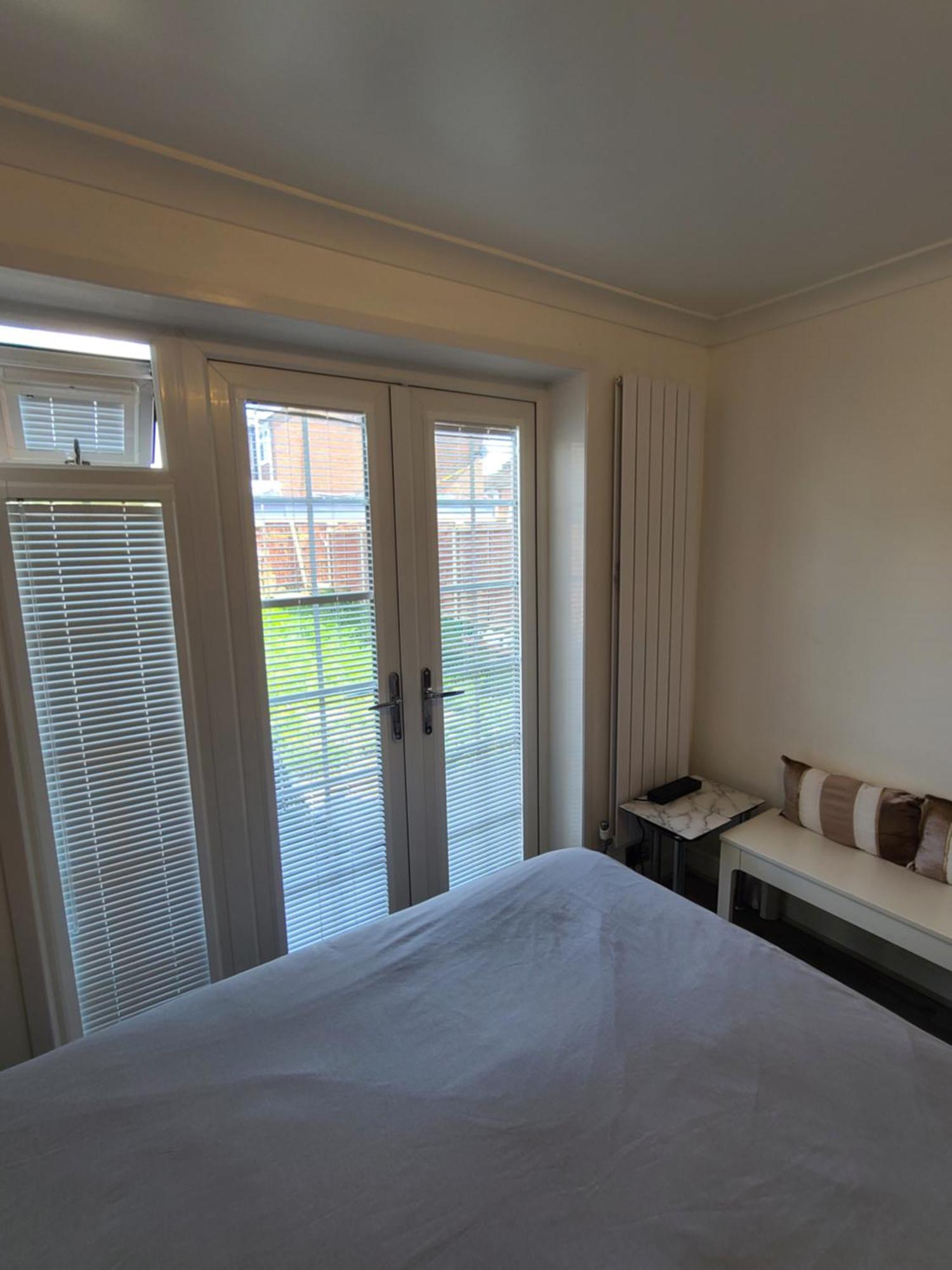 Gatwick Rooms-Travel Service-Airport Parking Ifield Exterior photo