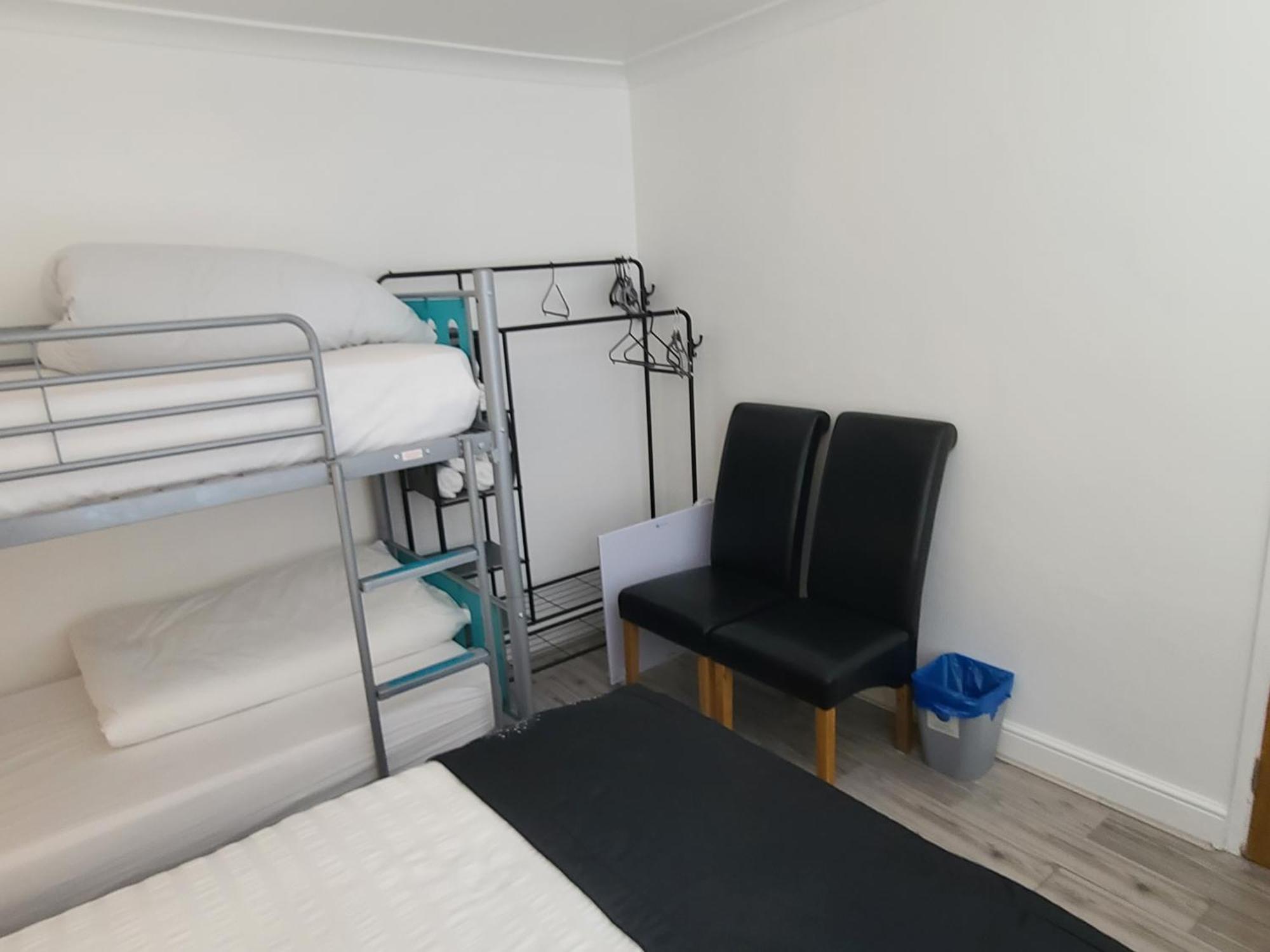 Gatwick Rooms-Travel Service-Airport Parking Ifield Exterior photo